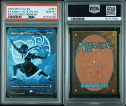 2025 MTG AVATAR: THE LAST AIRBENDER BORDERLESS KATARA THE FEARLESS PSA 10 - Image 2