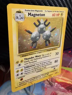 Magneton 9/102 Base Set Holo MP WOTC Vintage Pokemon Card 1999 Played - Image 4