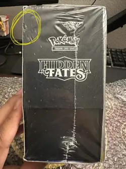 Pokemon Company Intl Hidden Fates Elite Trainer Box ETB English 2019 65 Cards - Image 2