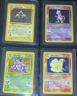 Complete 1999 Pokemon Base Set 102/102 WOTC Charizard Blastoise Venusaur Binder - Image 3