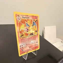 Pokemon TCG Charizard 4/102 Base Set Holo Rare 1999 English 120 HP Stage 2 - Image 2
