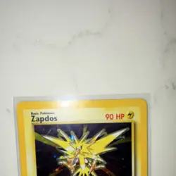 Wizards of the Coast Zapdos 16/102 Base Set Holo Rare 1999 English 90 HP - Image 2