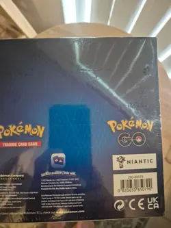 Pokemon GO Dragonite VSTAR Premier Deck Holder Collection - Image 3