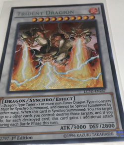 Trident Dragion - LC5D-EN237 - Secret Rare - 1st Edition LEG. Col LP Yu-gi-oh! - Image 1