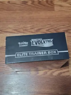 Pokemon Sword & Shield Evolving Skies Elite Trainer Box Sealed ETB - Image 2