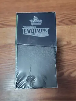 Pokemon Sword & Shield Evolving Skies Elite Trainer Box Sealed ETB - Image 4