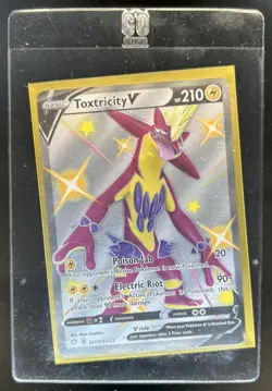 2021 Pokemon SWSH Shining Fates Toxtricity V Shiny Vault #SV112/SV122 - Image 1