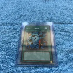 Heavy Storm SD5-EN023 Yu-Gi-Oh! Non-Holofoil Rare 1st Edition Lightly Played - Image 1