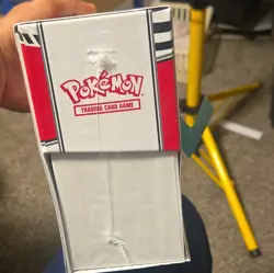 Pokemon TCG Scarlet & Violet: White Flare Elite Trainer Box English Reshiram - Image 3