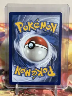 Pokemon TCG Pikachu 005/025 Holo 25th Anniversary Celebrations NM - Image 2