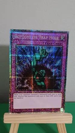 2025 Yugioh Bottomless Trap Hole Trap Card MP25-EN018 Prismatic Secret Rare - Image 4