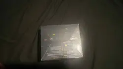 V Card Rising Star Unlimited edition booster box (Seal unbroken but is peeling) - Image 2