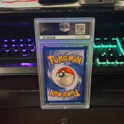 Pokemon Weedle Base Set Uncommon Regular PSA 8 1999 English - Image 2