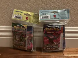 Pokemon TCG Mini Portfolio Lot Of 2 Evolving Skies And Chilling Reign - Image 2