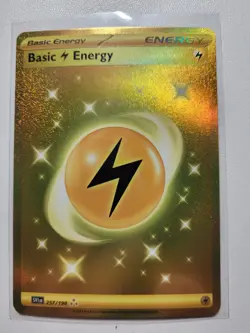 Basic Energy - 257/198 - Hyper Rare Gold Pokemon TCG - Image 3