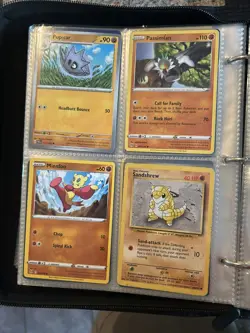 500+ pokemon cards Card Bundle All Near Mint Condition - Video as well - Image 4