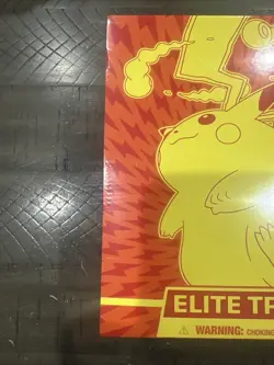Pokemon TCG: Sword & Shield Vivid Voltage Elite Trainer Box (ETB) - Image 2