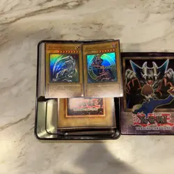 Yugioh 2002 Lord of D Collectors Tin With cards with BLUE EYES+DARK MAGICIAN - Image 1