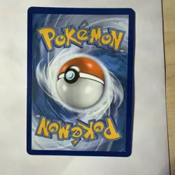 The Pokemon Company Pokemon TCG Zamazenta 102/185 Swsh04 Amazing Rare Holo Eng - Image 2
