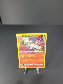 Reshiram 017/072 Reshiram Shining Fates Amazing Rare 2021 Pokemon TCG NM - Image 5