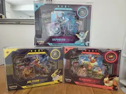 Pokemon TCG Vaporeon Jolteon Vaporeon VMAX Premium Collection Box Complete Set - Image 1