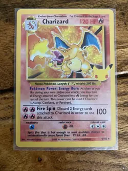 Charizard 4/102 Celebrations: Classic Collection Holo Pokemon TCG NM - Image 1