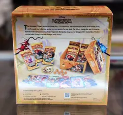 DISNEY LORCANA TCG: WILDS UNKNOWN ILLUMINEER'S TROVE BOX - Image 3