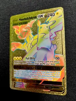 Pokemon TCG 10 Card Lot - Pikachu- Charizard -Zekrom Gold Foil - Image 5