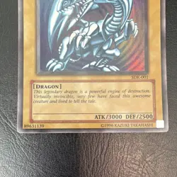 Konami Blue-Eyes White Dragon SDK-001 Starter Deck Kaiba Holo Ultra Rare EN - Image 2