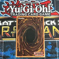 Yu-Gi-Oh Blue-Eyes White Dragon BPT-009 Secret Rare LIGHT PLAY - Image 2