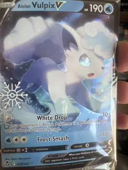 Pokemon TCG Alolan Vulpix V Sword & ShieldSilver Tempest 033/195 Holo Ultra Rare - Image 1