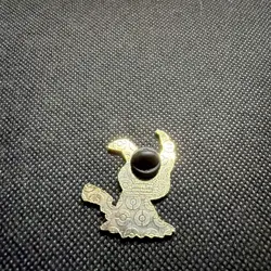 Official Pokemon Mimikyu Pin - Image 2