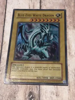Blue-Eyes White Dragon Yugioh Card SKE-001 Super Rare Unlimited 1996 Creasing - Image 2