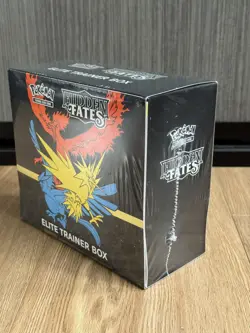 Brand New Pokemon HIDDEN FATES Elite Trainer Box ETB - Factory Sealed 728192526725 - Image 2