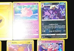 30× deutsche Pokemon Karten 4× Holos + 2× Rares garantiert! Mystery Booster Pack - Image 5