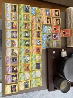 41 Pokemon 1995 Base Set & Fossil Lot Mixed Vintage Cards - Image 1