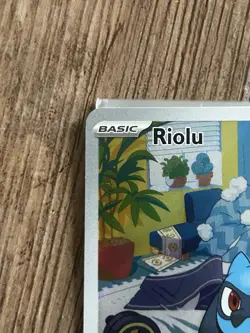 Pokemon Tcg Riolu 215/198 SV01: Scarlet & Violet Illustration Rare - Image 5