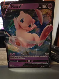 Mew V 069/189 Jumbo Cards Holo - Image 1