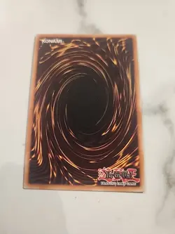 Yugioh Magician's Robe SHVI-ENSE3 Shining Victories Limited Edition - Image 4