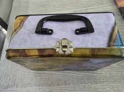 Vintage Pokemon Pikachu SHINING LEGENDS COLLECTOR CHEST LUNCH BOX Tin Can - Image 4