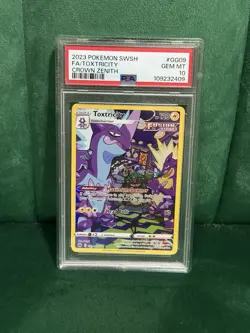 TOXTRICITY PSA 10 2023 POKEMON SWORD & SHIELD CROWN ZENITH #GG09/GG70 FA 4518 - Image 1