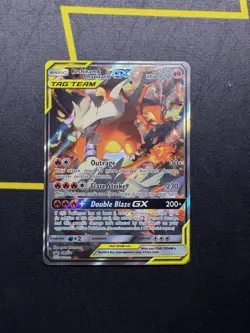 💥 Pokemon TCG SM Reshiram & Charizard GX TAG TEAM Rare Card SM201 - Image 1