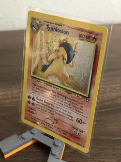 Nintendo Typhlosion 17/111 Neo Genesis Holo Rare English 100HP 2000 - Image 2