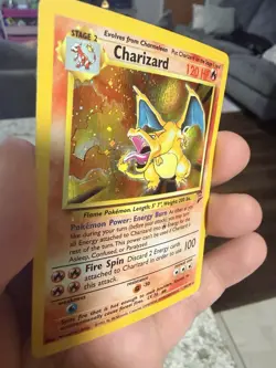 Pokemon Charizard 2nd Edition Holo Card 4/130 Wizards Base Set 1999-2000 - Image 4