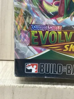 Pokemon TCG Sword & Shield Evolving Skies Build & Battle Box Sealed New - Image 2