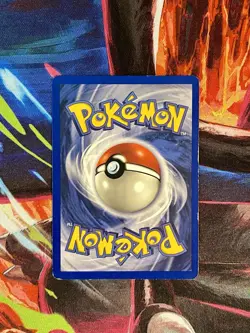 1999 Pokemon TCG Machamp Holo Unlimited Rare 1st Edition Card 8/102 Base Set - Image 2