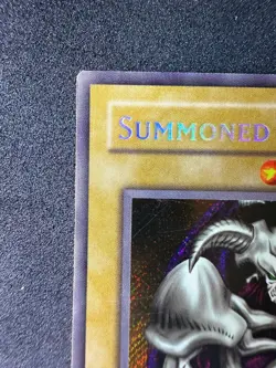 Summoned Skull BPT-002 - Holo Limited Edition - 2002 Collector's Tin - LP/MP - Image 2