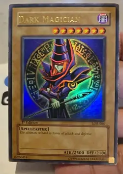 YUGIOH DARK MAGICIAN LOB-005 1ST EDITION ULTRA LIGHT PLAYED - Image 4