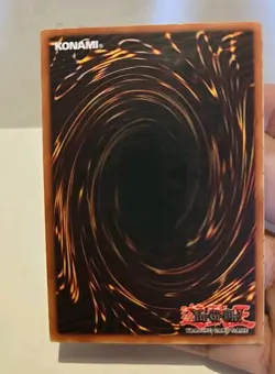 YUGIOH DARK MAGICIAN LOB-005 1ST EDITION ULTRA LIGHT PLAYED - Image 5