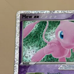 The Pokemon Company Mew ex 88/92 Celebrations Classic Collection Holo 90 HP EX - Image 3